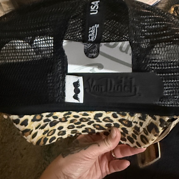 Von Dutch Animal Print  Hat - Picture 4 of 6